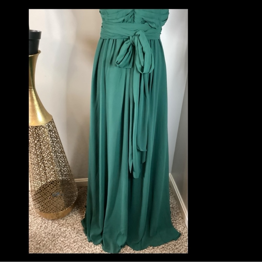 Elegant Green Strapless Evening Gown Plus Size 2X - Picture 10 of 10
